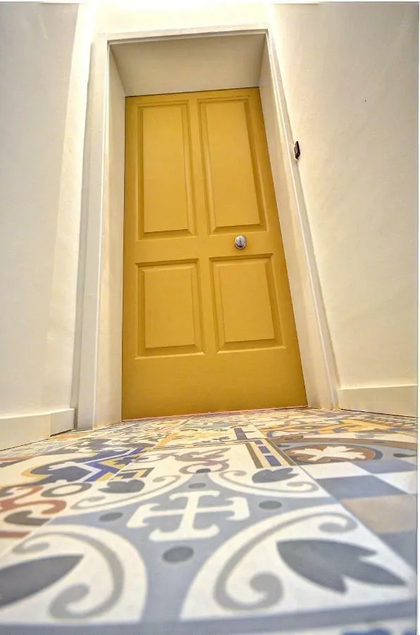 West Street Apartment Duplex Valletta